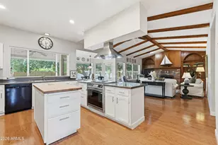 2562 S Salida Del Sol, Mesa, AZ 85202 - Photo 15