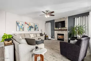 240 E Gail Ct, Gilbert, AZ 85296 - Photo 7