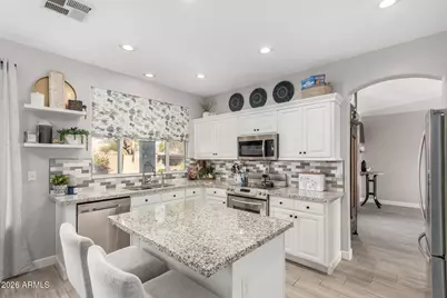 240 E Gail Court, Gilbert, AZ 85296 - Photo 13