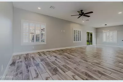 7224 W Willow Avenue, Peoria, AZ 85381 - Photo 13