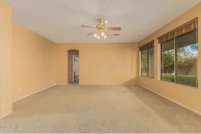 3706 W Fetlock Trail, Phoenix, AZ 85083 - Photo 11