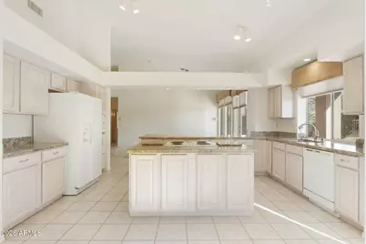 8531 W Behrend Drive, Peoria, AZ 85382 - Photo 11