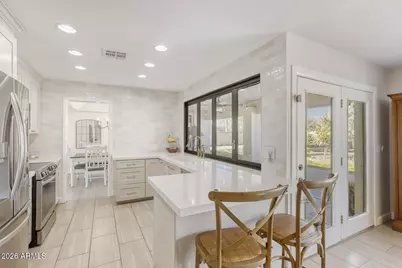 320 W Pacifico Circle, Litchfield Park, AZ 85340 - Photo 5