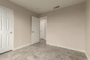 15855 S 17th Ln, Phoenix, AZ 85045 - Photo 19