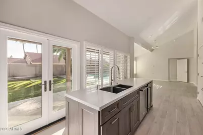 11105 E Sahuaro Drive, Scottsdale, AZ 85259 - Photo 15