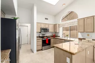 19116 N 90th Dr, Peoria, AZ 85382 - Photo 5