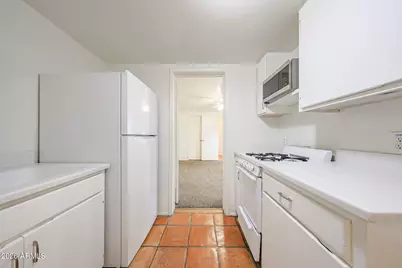 1023 E Meadowbrook Avenue #2, Phoenix, AZ 85014 - Photo 9