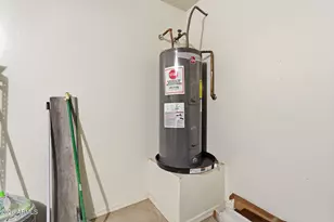 12046 W Flores Dr, El Mirage, AZ 85335 - Photo 23