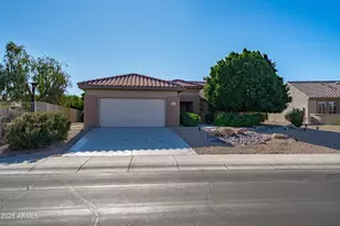 18232 N Villa Bella Dr, Surprise, AZ 85374 - Photo 5