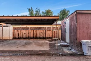 3421 W Tangerine Ln, Phoenix, AZ 85051 - Photo 19