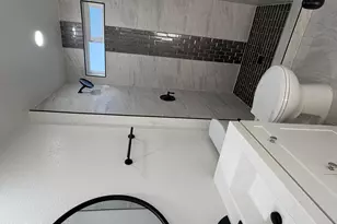 7639 W Heatherbrae Dr, Phoenix, AZ 85033 - Photo 13