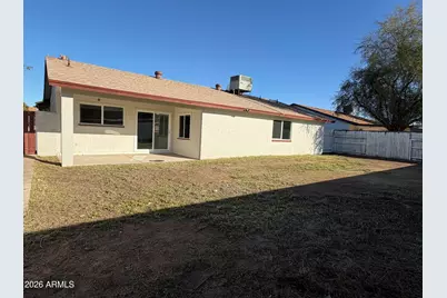 7639 W Heatherbrae Drive, Phoenix, AZ 85033 - Photo 15