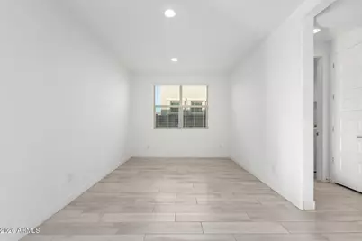 5630 S 26th Lane, Phoenix, AZ 85041 - Photo 21