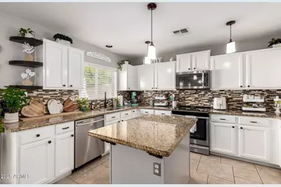 11556 W Brown Street, Youngtown, AZ 85363 - Photo 5