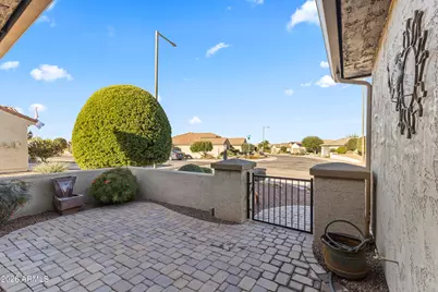 20497 N 271st Avenue, Buckeye, AZ 85396 - Photo 9