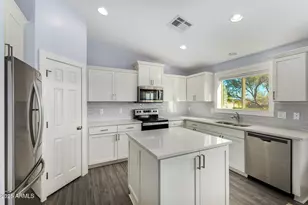 32431 N 226th Ave, Wittmann, AZ 85361 - Photo 13