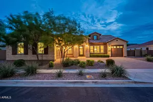 2915 E Constance Wy, Phoenix, AZ 85042 - Photo 5