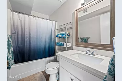 3233 W Mandalay Lane, Phoenix, AZ 85053 - Photo 9