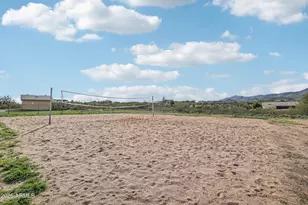 35190 S April Dr, Black Canyon City, AZ 85324 - Photo 45