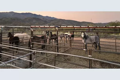 35190 S April Drive, Black Canyon City, AZ 85324 - Photo 45