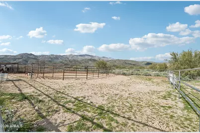 35190 S April Drive, Black Canyon City, AZ 85324 - Photo 35