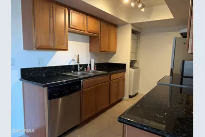 740 W Elm Street #264, Phoenix, AZ 85013 - Photo 9
