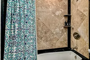 5760 N Scottsdale Rd, Paradise Valley, AZ 85253 - Photo 19