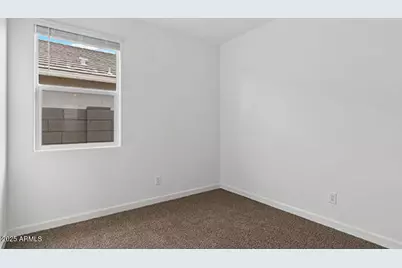 8317 W Banks Court, Florence, AZ 85132 - Photo 9