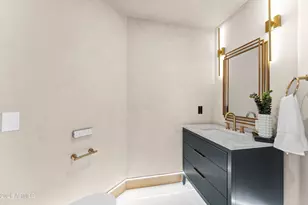 1040 E Osborn Rd, Phoenix, AZ 85014 - Photo 19