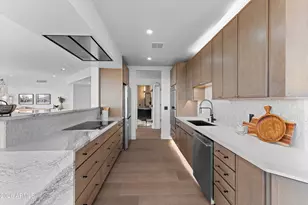 1040 E Osborn Rd, Phoenix, AZ 85014 - Photo 33