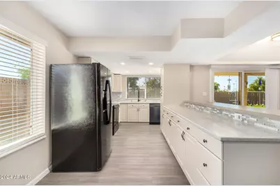 3209 E Enid Avenue, Mesa, AZ 85204 - Photo 9