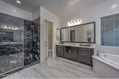 9326 W Daley Lane, Peoria, AZ 85383 - Photo 17