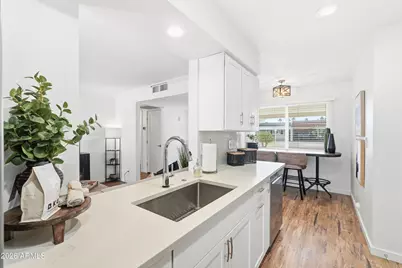 7630 E Pasadena Avenue, Scottsdale, AZ 85250 - Photo 9