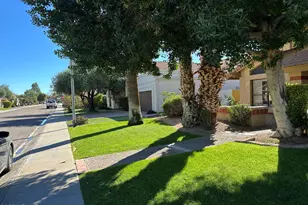 8377 E Thoroughbred Trail, Scottsdale, AZ 85258 - Photo 3