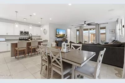 18585 W El Cortez Place, Wittmann, AZ 85361 - Photo 9