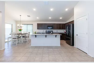738 W Jardin Drive, Casa Grande, AZ 85122 - Photo 1