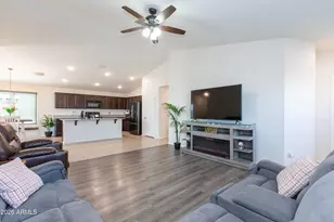 738 W Jardin Dr, Casa Grande, AZ 85122 - Photo 5