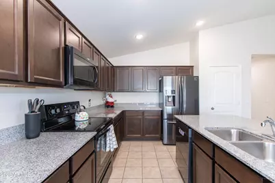 738 W Jardin Drive, Casa Grande, AZ 85122 - Photo 11