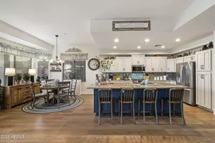 10460 E Meadowhill Dr, Scottsdale, AZ 85255 - Photo 9