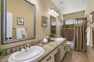 10460 E Meadowhill Dr, Scottsdale, AZ 85255 - Photo 27