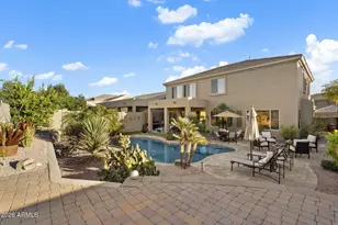 10460 E Meadowhill Dr, Scottsdale, AZ 85255 - Photo 33