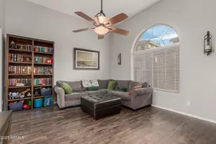 3635 W Thalia Ct, Phoenix, AZ 85086 - Photo 3