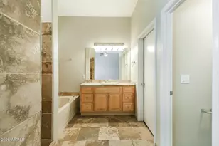 6329 W Desert Hollow Dr, Phoenix, AZ 85083 - Photo 9