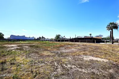 3025 E Hartford Avenue #B, Phoenix, AZ 85032 - Photo 7