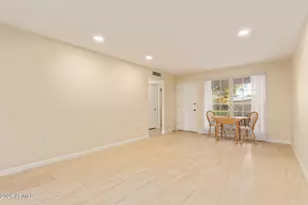 17066 N 106th Ave, Sun City, AZ 85373 - Photo 5