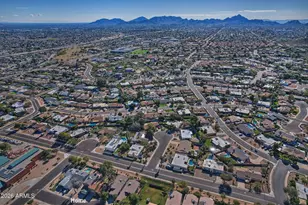 2941 E Nisbet Ct, Phoenix, AZ 85032 - Photo 37