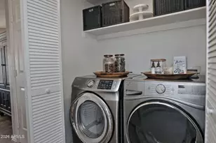 2941 E Nisbet Ct, Phoenix, AZ 85032 - Photo 17