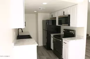 860 E Brown Rd, Mesa, AZ 85203 - Photo 5