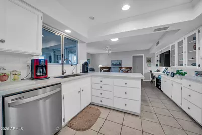 9330 W Manzanita Drive, Sun City, AZ 85373 - Photo 15