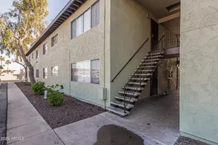 424 W Brown Rd, Mesa, AZ 85201 - Photo 3